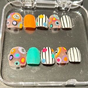 Colorful Press-On Nail Set with Patterns